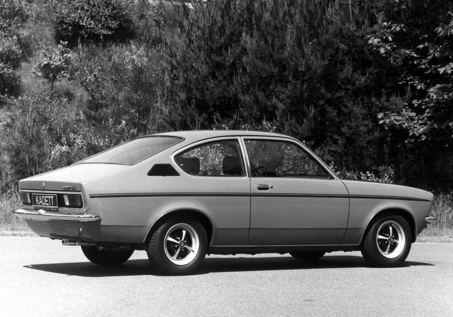  Opel Kadett Coupe SR (C) 1973 года  (фото 9 из 20)